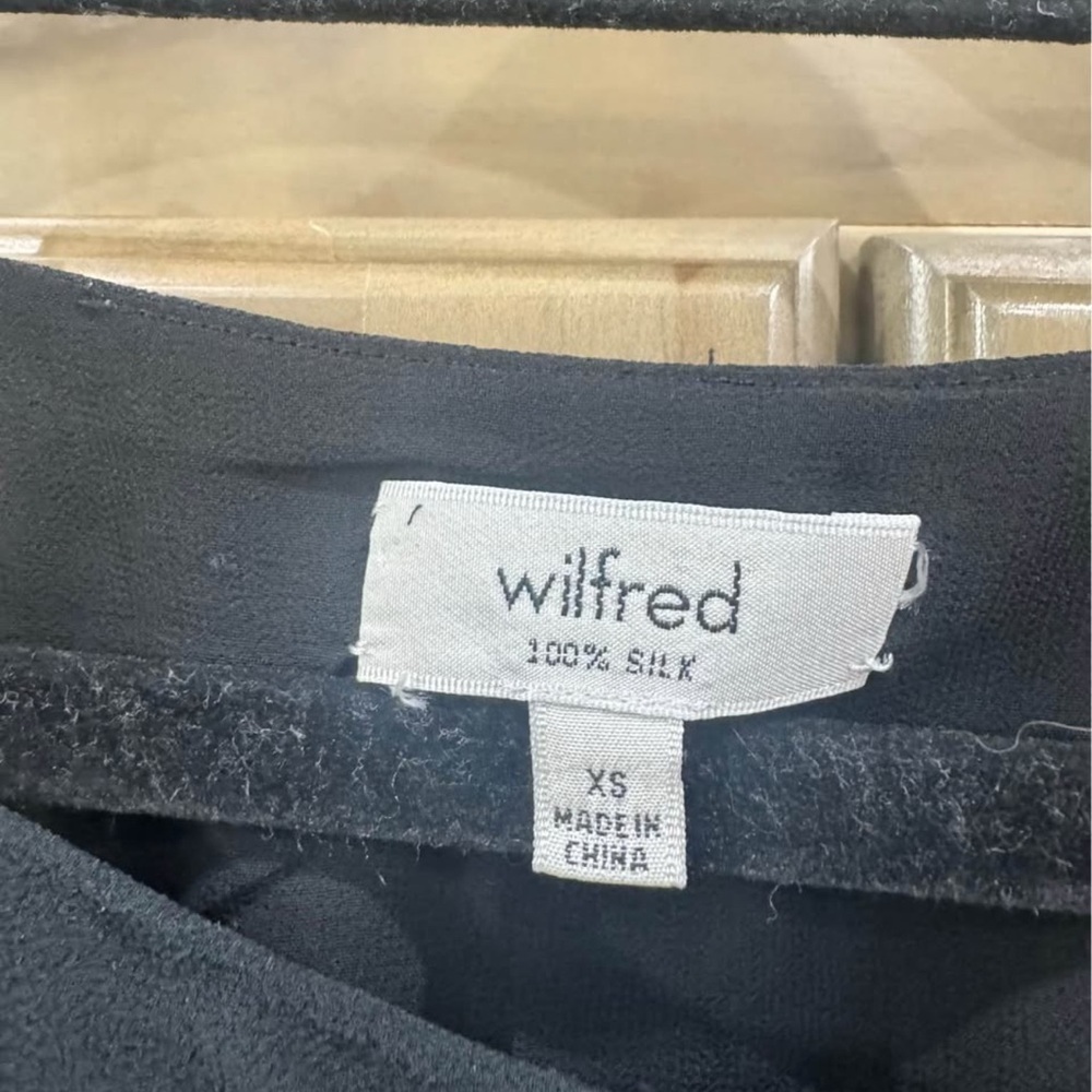 Wilfred Black Silk Halter Camisole - Picture 3 of 4